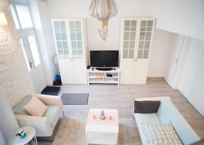 Great Trees Apartament