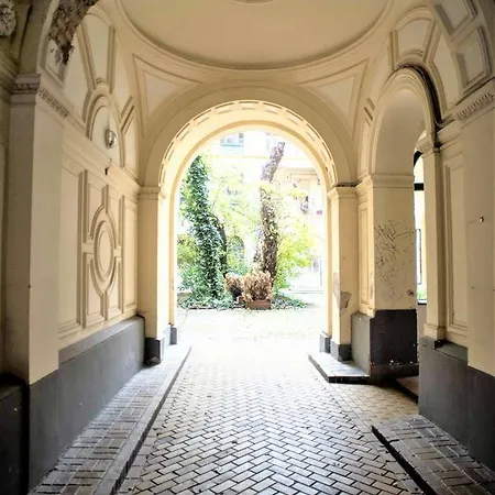 Apartment Great Trees Budapest